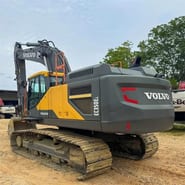 Volvo EC350EL crawler excavator, rear three-quarter view Volvo EC350EL crawler excavator, rear three-quarter view
