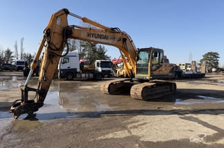 2015 Hyundai R220LC-9A Crawler Excavator