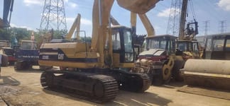 Escavatore Cingolato Caterpillar 320BL del 2016 Escavatore Cingolato Caterpillar 320BL del 2016