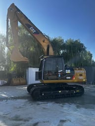 2018 Caterpillar 320D Crawler Excavator 2018 Caterpillar 320D Crawler Excavator