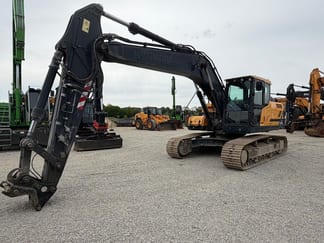 2020 Hyundai HX220AL Crawler Excavator 2020 Hyundai HX220AL Crawler Excavator