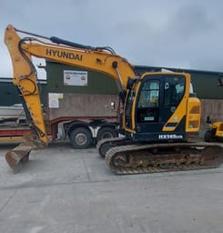 2022 Hyundai HX145LCR Pelle sur chenilles