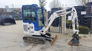 2022 Caterpillar 301.8 Miniescavadora