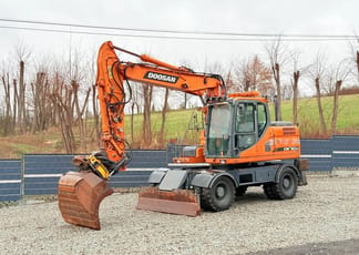 2012 Doosan DX160W Radlader