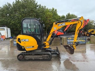 2017 JCB 8026CTS Mini Bager