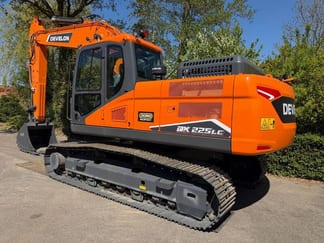2025 Develon DX 225 LC-7 M Crawler Excavator