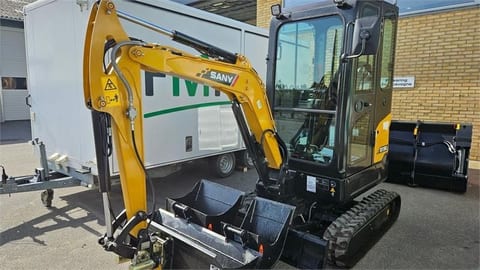 Sany SY18C mini excavator, front three-quarter view