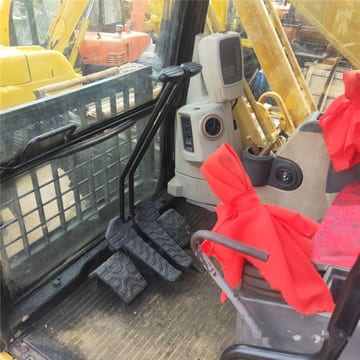 2010 Caterpillar 320C excavator interior cab view