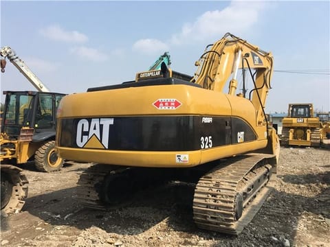 2015 Caterpillar 325C crawler excavator rear view