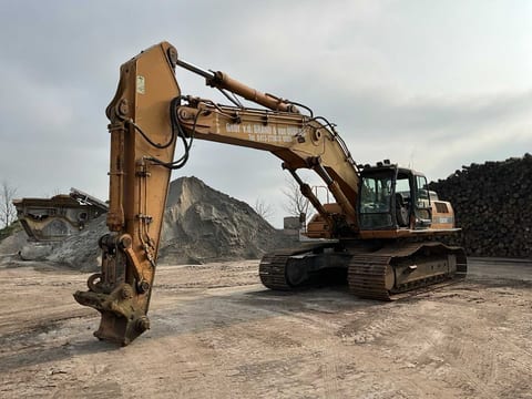 2006 CASE CX460 crawler excavator, side view
