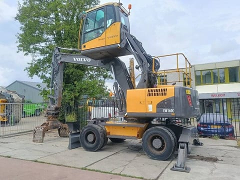2009 Volvo EW160C Material Handler 2009 Volvo EW160C Material Handler