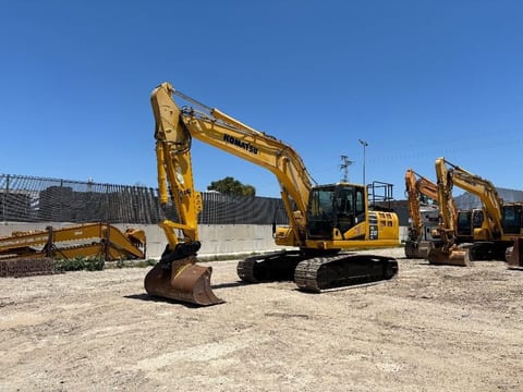2015 Komatsu PC210LC-10 Crawler Excavator 2015 Komatsu PC210LC-10 Crawler Excavator