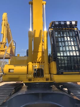 2015 Komatsu PC220-8N1 Crawler Excavator 2015 Komatsu PC220-8N1 Crawler Excavator