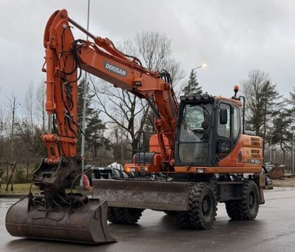 2016 Doosan DX160W Wheel Excavator 2016 Doosan DX160W Wheel Excavator