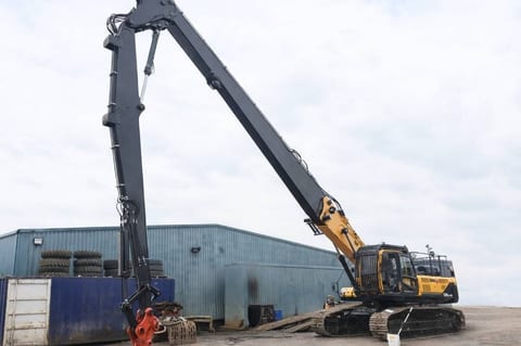 2016 Hyundai R520LC-9A crawler excavator with high-reach demolition boom 2016 Hyundai R520LC-9A crawler excavator with high-reach demolition boom