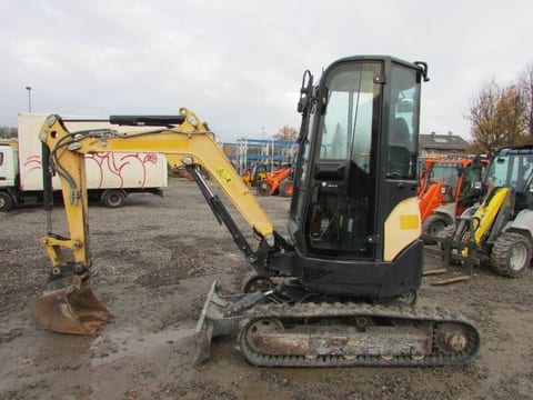 2016 Yanmar VIO 25 Mini Excavator 2016 Yanmar VIO 25 Mini Excavator