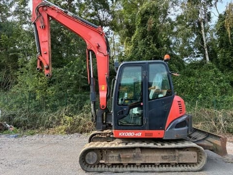 2017 Kubota KX080-4 mini excavator, side view 2017 Kubota KX080-4 mini excavator, side view