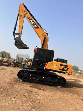 2018 Sany SY215C crawler excavator, side view 2018 Sany SY215C crawler excavator, side view