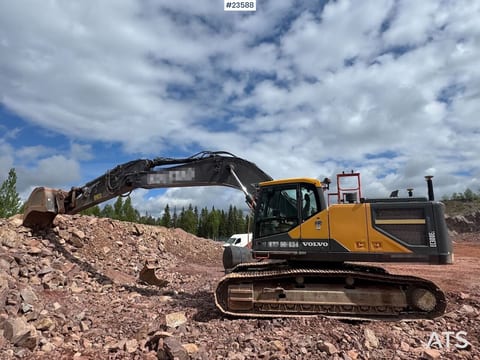 2018 Volvo EC300EL Crawler Excavator 2018 Volvo EC300EL Crawler Excavator