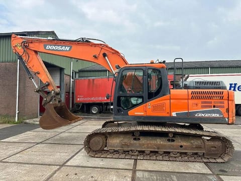 2019 Doosan DX235LC Crawler Excavator 2019 Doosan DX235LC Crawler Excavator