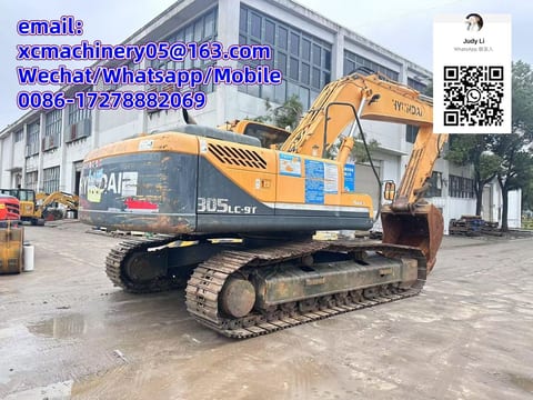 2020 Hyundai 305LC-9T crawler excavator rear three-quarter view 2020 Hyundai 305LC-9T crawler excavator rear three-quarter view