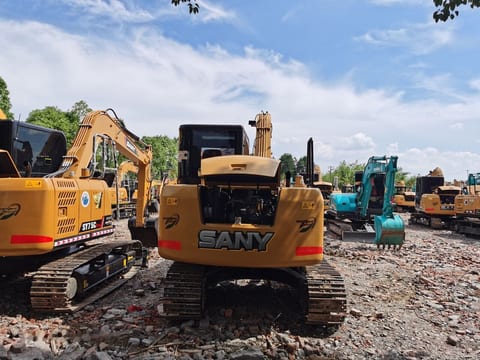2020 Sany SY75C crawler excavator, rear view 2020 Sany SY75C crawler excavator, rear view