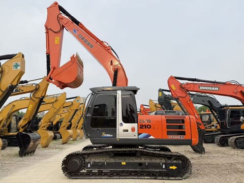 2022 Hitachi ZA210