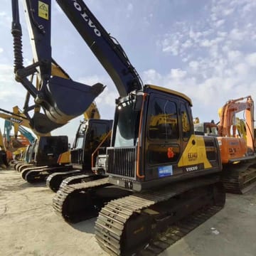 2023 Volvo EC140 crawler excavator, front three-quarter view 2023 Volvo EC140 crawler excavator, front three-quarter view