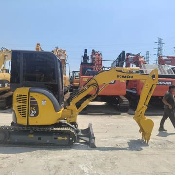 2024 Komatsu PC30MR mini excavator, side view 2024 Komatsu PC30MR mini excavator, side view