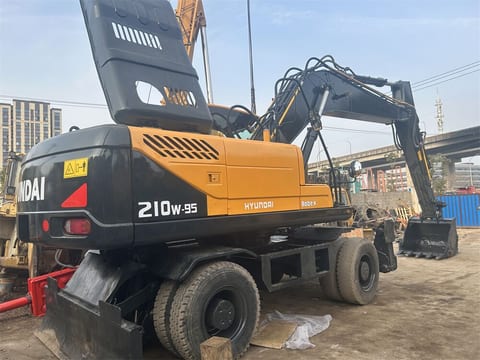 2025 Hyundai R210W-9 Wheel Excavator