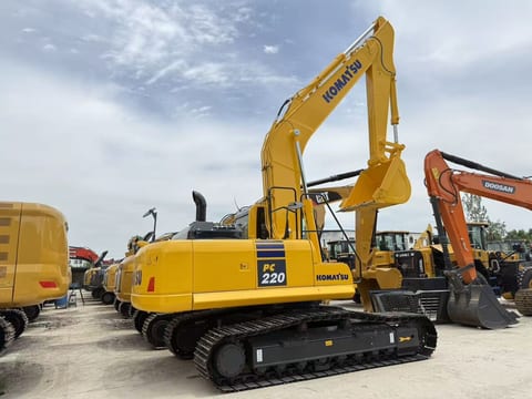 2025 Komatsu PC220-8 Crawler Excavator 2025 Komatsu PC220-8 Crawler Excavator