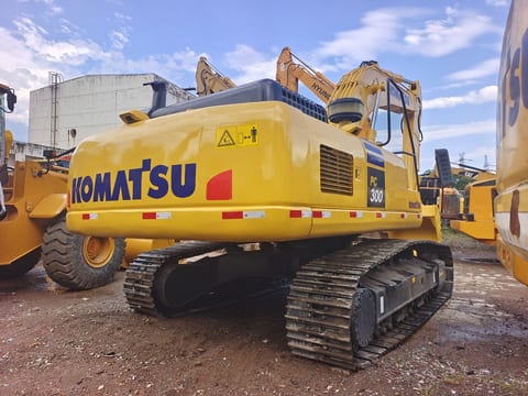 2024 Komatsu PC300-7 crawler excavator rear view