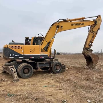 2020 Hyundai R210W-9T wheel excavator, side profile view