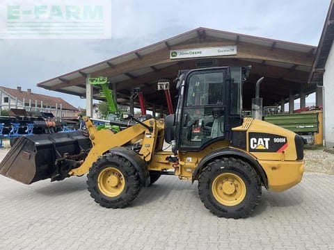 2011 Caterpillar 908H wheel loader, side view
