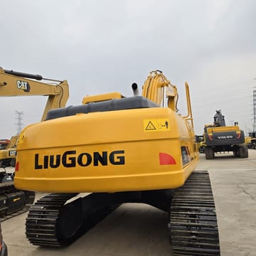 2022 LiuGong 925D crawler excavator rear view