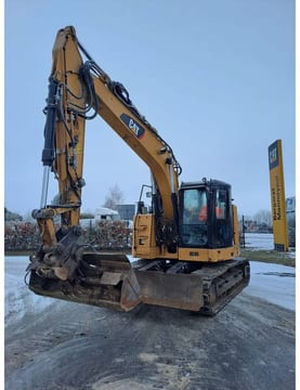 2018 Caterpillar 315F crawler excavator, front three-quarter view