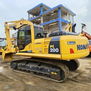 2022 Komatsu PC200 crawler excavator, rear three-quarter view