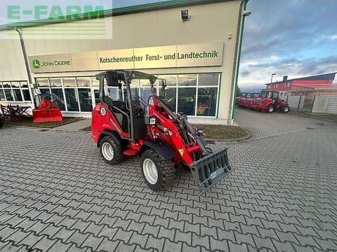 2023 Weidemann 1390 mini excavator, front three-quarter view 2023 Weidemann 1390 mini excavator, front three-quarter view
