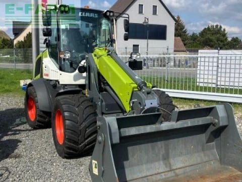 2024 Claas TORION 738 T SINUS wheel loader, front three-quarter view 2024 Claas TORION 738 T SINUS wheel loader, front three-quarter view