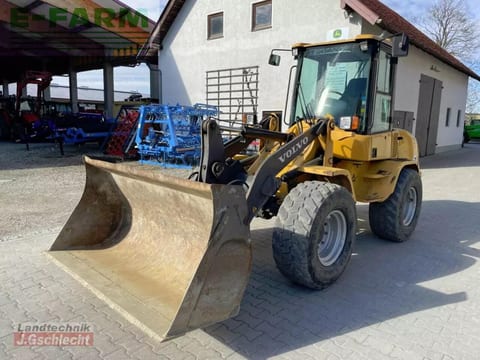 2009 Volvo L30B wheel loader, front three-quarter view