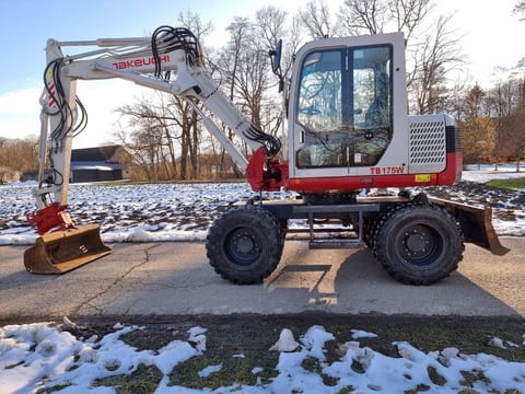 2013 Takeuchi TB175 W wheel excavator, side profile view