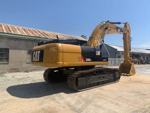 2022 Caterpillar 336D2L crawler excavator rear three-quarter view