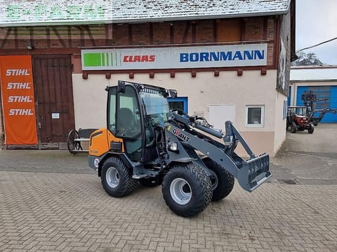 2022 Giant G2700 HD mini excavator, side view 2022 Giant G2700 HD mini excavator, side view