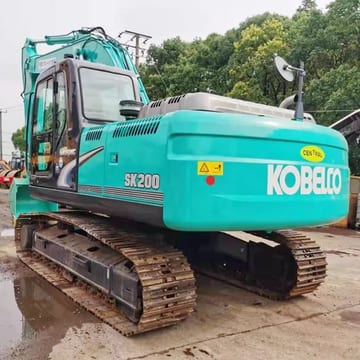 2018 Kobelco SK200 crawler excavator, rear three-quarter view 2018 Kobelco SK200 crawler excavator, rear three-quarter view