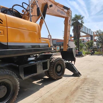2023 Hyundai 210-9 Robex wheel excavator side view