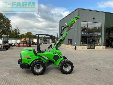 2023 Avant 760i mini excavator, side view