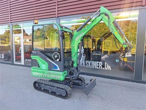 2025 Mole M20EL mini excavator, side view