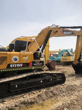 2020 Sany SY215C Pro crawler excavator side view 2020 Sany SY215C Pro crawler excavator side view