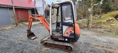 2005 Kubota KX41-3V excavator, side view 2005 Kubota KX41-3V excavator, side view