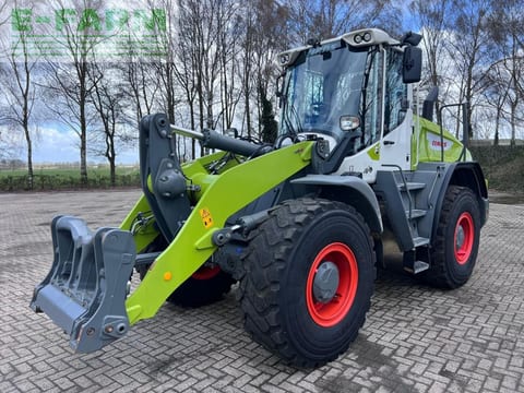 2023 Claas Torion 1285 wheel loader, front three-quarter view